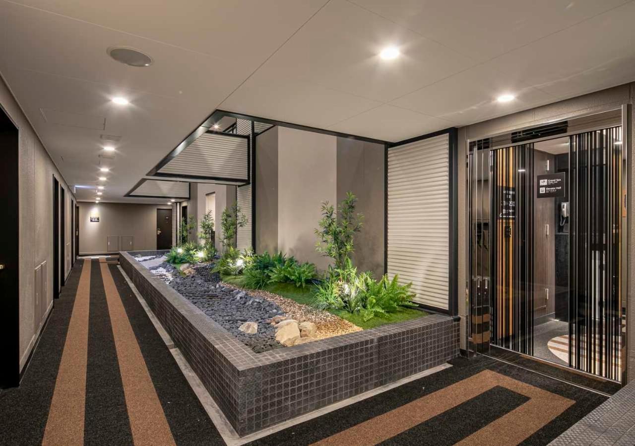 Apa Hotel Nagoya Ekimae Екстер'єр фото